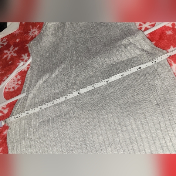 Nwot Express Gray Ribbed Turtleneck Sweater - Picture 5 of 7